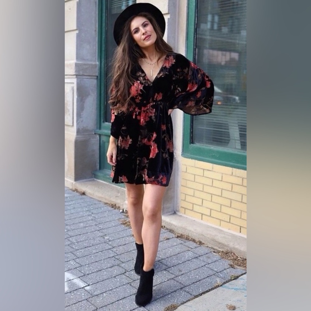 🌸Mystree Velvet Burnout Bell Sleeve Dress – Whimsigoth Bohemian Romance 🌸